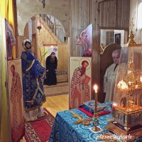 Всенощное бдение на Покров Пресвятой Богородицы епископ Плесецкий и Каргопольский Александр служил в Каргополе.