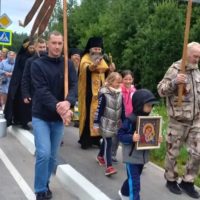 Крестный ход к источнику Всемилостивого Спаса.