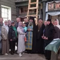 Богослужение в деревне Малая Шалга.