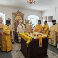 Освящение надвратного Никольского храма.