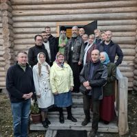 Игумен Феодосий посетил строящееся подворье в Архангельске.