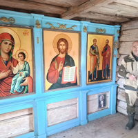 Новые иконы в часовенку.